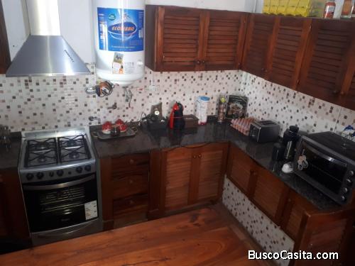 Vendo bellísima 3 dormitorios y pileta en Rio Ceballos