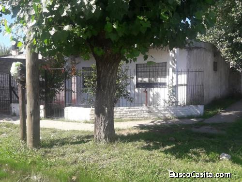 se vende excelente propiedad en jose c paz 