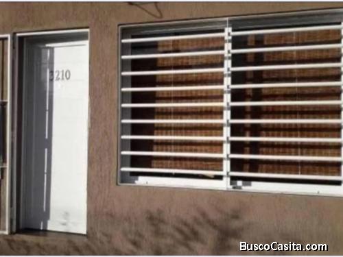 Vendo departamento amplio / zona residencial