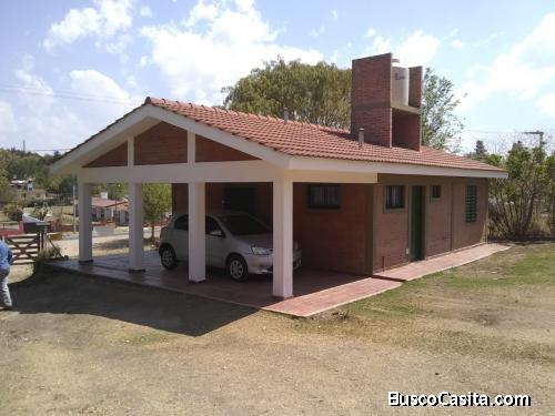 FYFPROPIEDADES ALQUILA CHALET ANUAL EN VILLA SANTA CRUZ DELLAGO