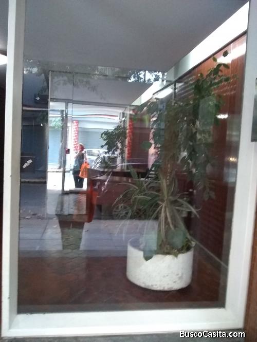DEPARTAMENTO UN AMBIENTE EN ALQUILER EN YAPEYU ALMAGRO