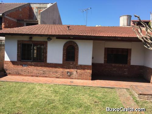 DUEÑO DIRECTO VENDE EN BLOCK TIPO CASA MAS DOS DEPTOS INTERNOS