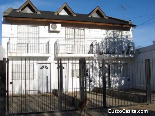 DUPLEX EN VENTA PILAR