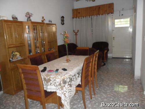 CASA DE DOS PLANTAS EN VENTA