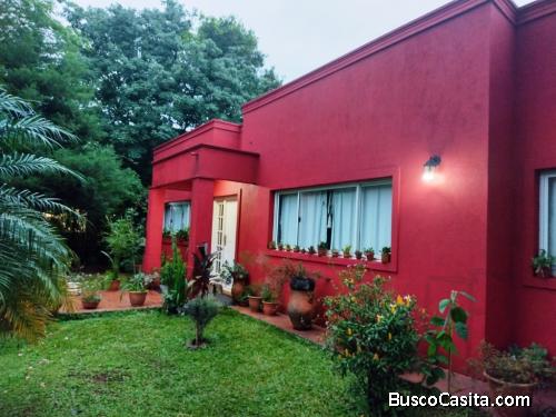 Vendo casa en barrio privado de Posadas