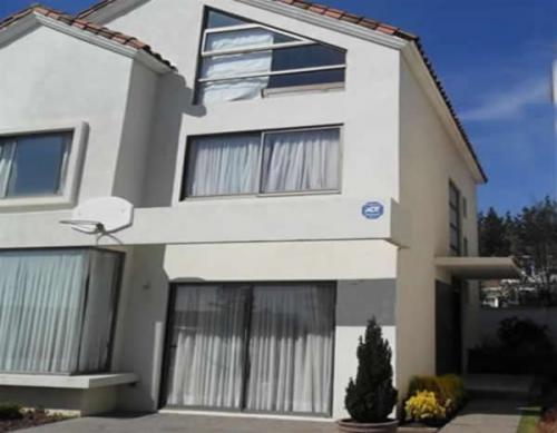 VC151 VENTA DE CASA EN CONDOMINIO EN BOSQUES DE MONTEMAR