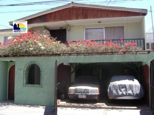 SE VENDE CASA APTA PARA RESIDENCIAL EN SECTOR SUR IQUIQUE