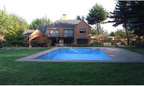 VC194 VENTA GRAN CASA FINAS TERMINACIONES EN REÑACA DE VIÑA DEL MAR