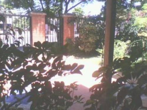 VENDO HERMOSA CASA ESQUINA ESPECIAL PARA NEGOCIO