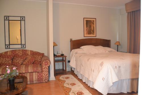 comodo departamento amoblado por dias. semanas