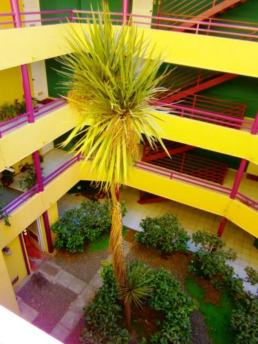 VENDO EXCELENTE DEPTO 60 M2 COMO NUEVO 3 DORMITORIOS 2 BAÑOS $31.000.000