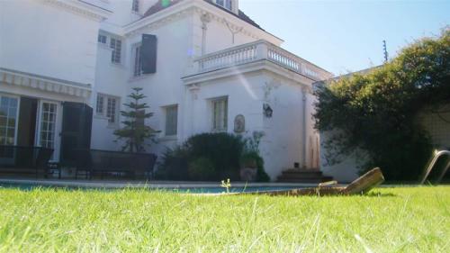 VC258 VENTA GRAN CASA EN MIRAFLORES BAJO VIÑA DEL MAR