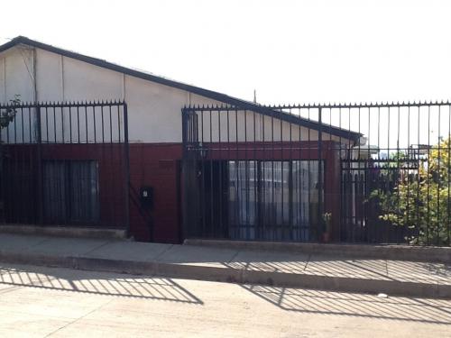 Casa Solida de Villa en Rodelillo