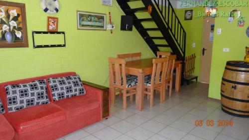 FERNANDEZ ESCOBAR Bienes Raíces Vende Casa Dos Pisos Villa Los Volcanes San Esteban