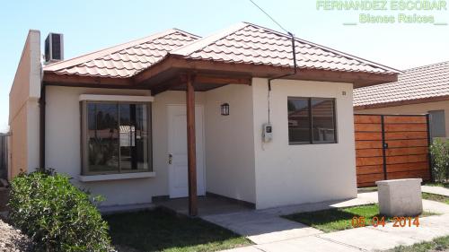 FERNANDEZ ESCOBAR Bienes Raices arrienda CASA CONDOMINIO TOCORNAL II SAN ESTEBAN