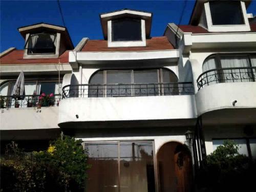 AC012 ARRIENDO DE CASA EN LOS ALMENDROS DE VIÑA DEL MAR