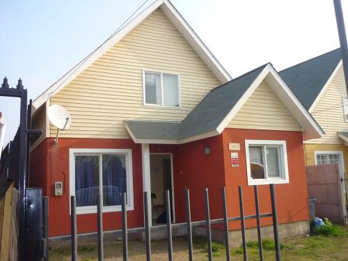 Vende casa 2 pisos aislada El Trebol Padre Hurtado