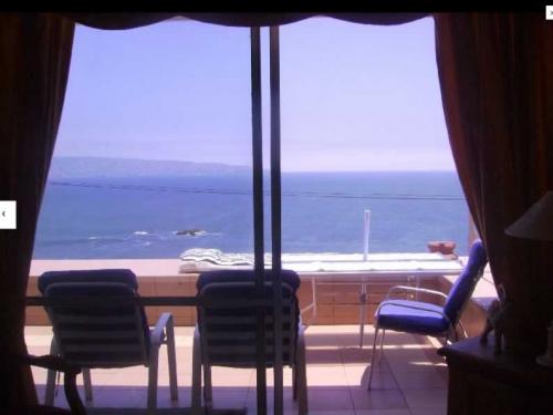 AAT021 ARRIENDO DEPARTAMENTO AMOBLADO BORDE COSTA REÑACA