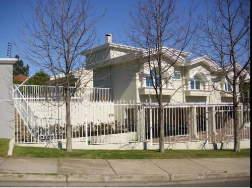 VC163 VENTA DE CASA FINAS TERMINACIONES EN BOSQUES DE MONTEMAR