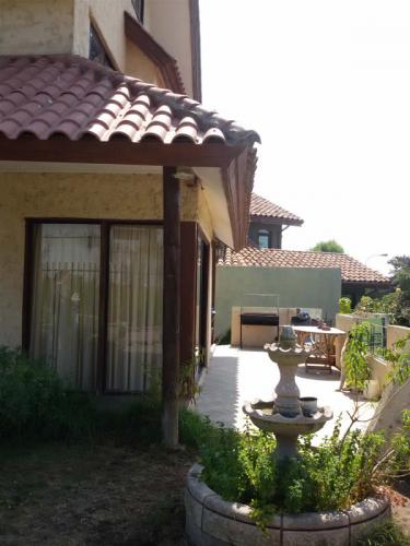 VC325 VENTA DE CÓMODA CASA EN BOSQUES DE MONTEMAR - CONCON