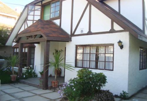 VC139 VENTA DE CASA NO PAREADA EN BOSQUES DE MONTEMAR CONCÓN