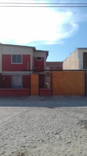 CASA NUEVA, TRES DORMITORIOS DOS BAñOS