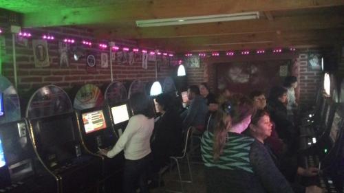 Casa Con Local Comercial