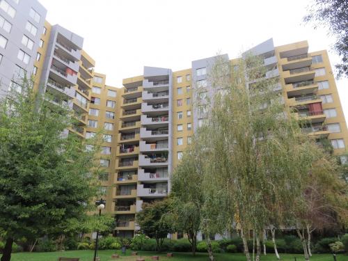 Depto. en Condominio Parque La Portada, La Florida.