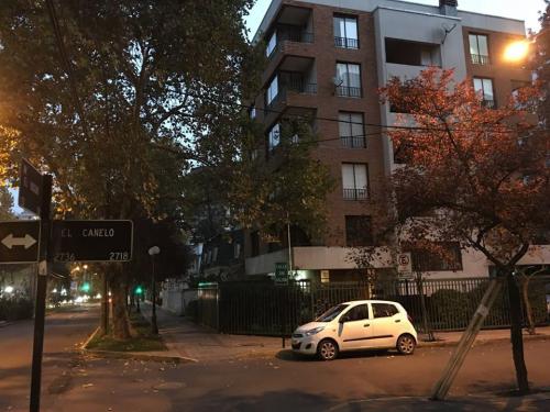 Departanto  Providencia Arrirendo diario Metro Tobalaba Mall Costanera Center 2 Pax