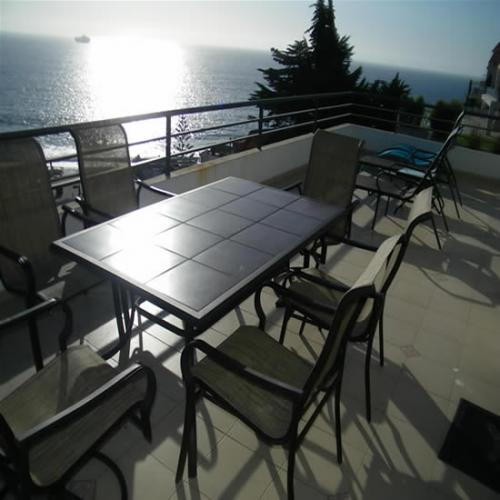 AAT057 ARRIENDA DEPARTAMENTO AMOBLADO VISTA AL MAR EN REÑACA