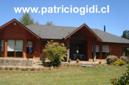 Casa emplazada en parcela, Sector Cruz Blanca, Lomas de los Guindos, Camino Villarrica Pucón Km. 6,3.