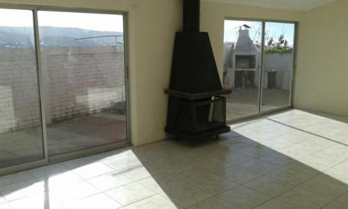               Casa con gran vista a la bahía 