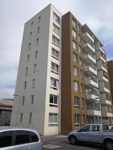 DEPARTAMENTO+ESTACIONAMIENTO+BODEGA+GASTOS COMUNES, TODO INCLUIDO POR SÓLO $400.000 pesos!!! EXCELENTE OPORTUNIDAD