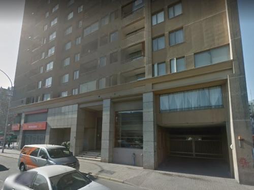 Oportunidad a pasos de la Alameda, Metro Baquedano, Santiago Centro