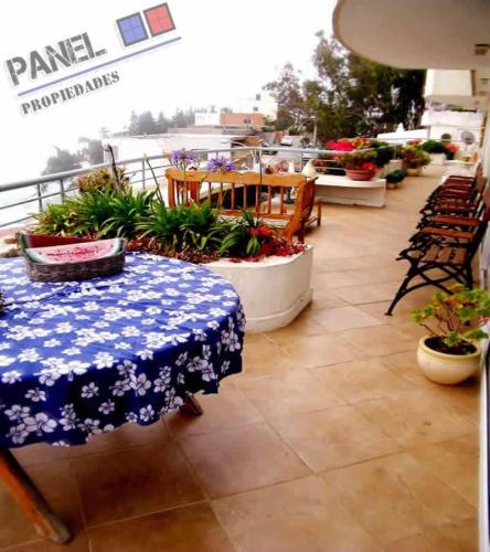 GRAN DEPARTAMENTO DE LUJO VISTA AL MAR, REÑACA // VD400