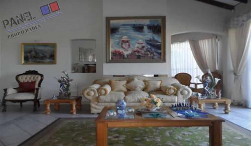  AMPLIA CASA EN BOSQUES DE MONTEMAR - CONCÓN // VC289