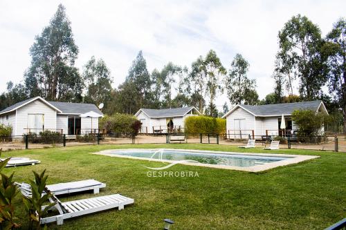 HERMOSA PARCELA CON CABAÑAS EN ALGARROBO (IDEAL PARA NEGOCIO)