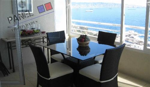 VENTA DEPARTAMENTO REÑACA, EDMUNDO ELUCHANS, CON VISTA AL MAR // VD139