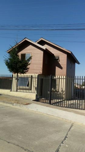 VENTA, CASA 2 PISOS NUEVA , ANGOL