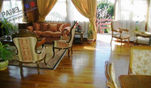 VENTA DE GRAN CASA EN CERRO CASTILLO, VIÑA DEL MAR // VC420