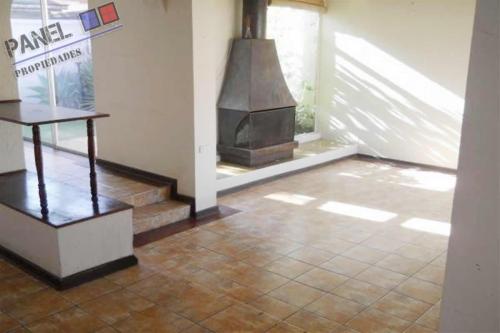 CASA EN CONDOMINIO MIRAFLORES BAJO - VIÑA DEL MAR // VC509