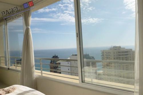 DEPARTAMENTO VISTA AL MAR 4 DORM. MESETA CORACEROS VIÑA DEL MAR // VD423 