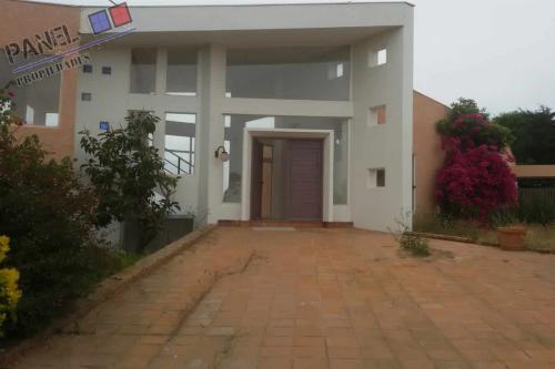 VENTA DE PARCELA CON HERMOSA CASA EN MANTAGUA // VC373