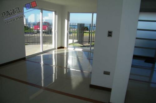 CASA NUEVA EN CONDOMINIO, BOSQUES DE MONTEMAR, CONCÓN // VC539