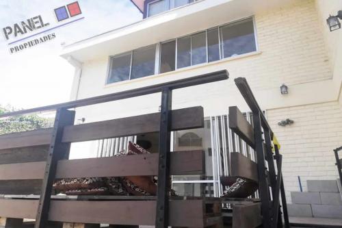 CASA CERCANA A CLÍNICA REÑACA,  JARDÍN DEL MAR // VC535