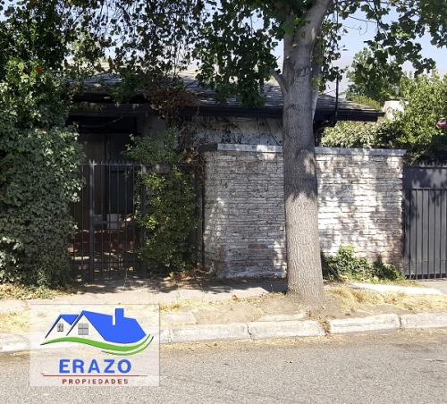 Casa en Pablo Burchard con Av. Simón Bolívar, La Reina