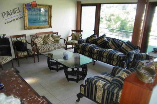 CASA SÓLIDA 3 NIVELES, MIRAFLORES BAJO VIÑA DEL MAR // VC532