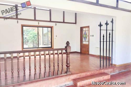 VENTA DE CASA 296 m2 - SECTOR LAS MONJAS, REÑACA // VC537