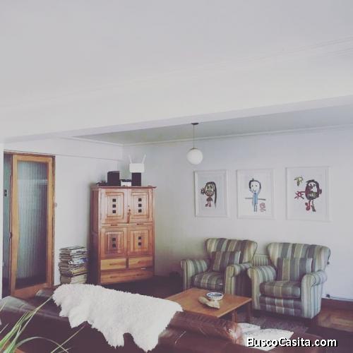 AV HOLANDA/ LOS LEONES