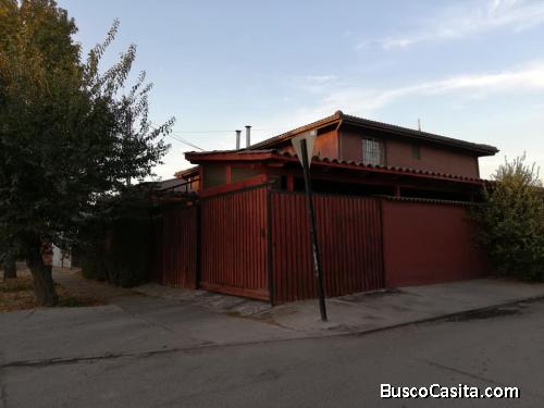 CASA EN CALLE DEL TRIGAL, CON HUALAÑE, QUILICURA.